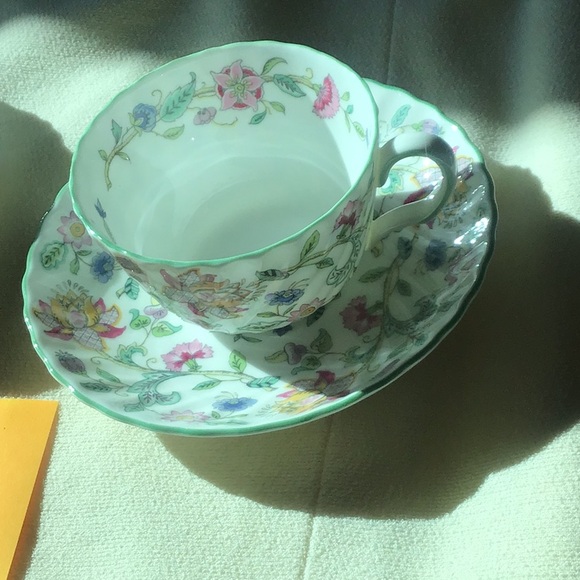 Mention Haddon Hall tea cup/saucer￼2 - Picture 2 of 6